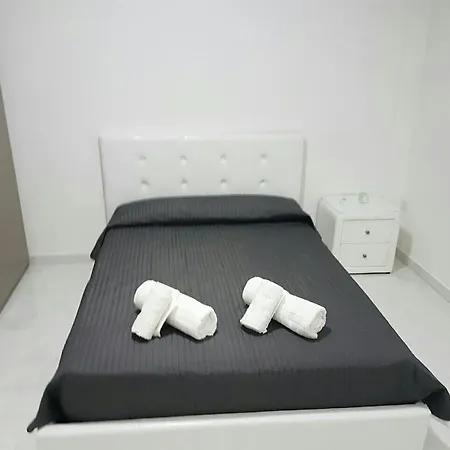 Hermes Apartment