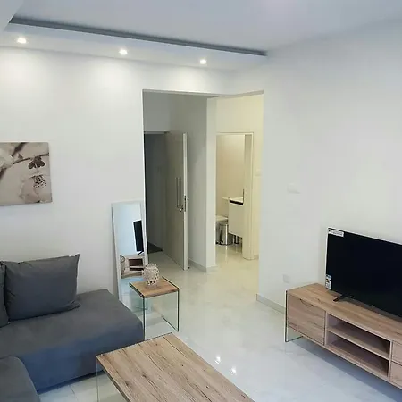 Apartment Hermes *