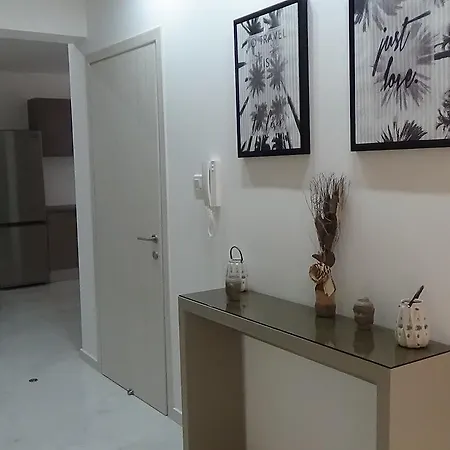 Apartment Hermes Larnaca
